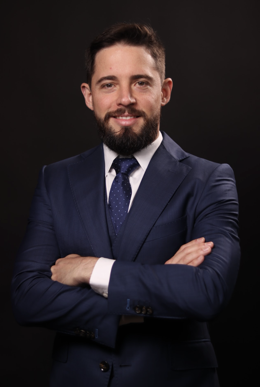Dr. Igor Pagiola — Neurorradiologista Intervencionista